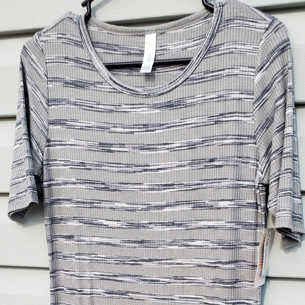 BNWT Lularoe Julia dress - short sleeve,knee lengt
